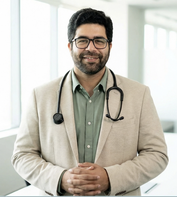 Dr. Rahul Katyal, Pulmonologist, Gini Hospital